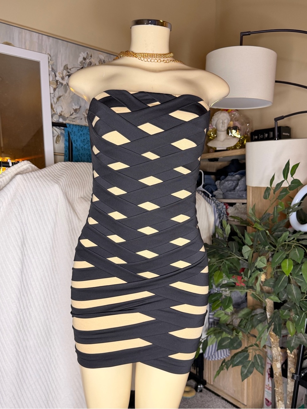 Forever 21 Black Nude Criss Cross Bandage Bodycon Dress S